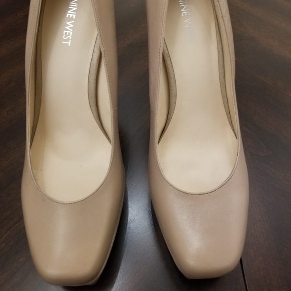 Nine West Platform Sz 10 - Picture 1 of 4